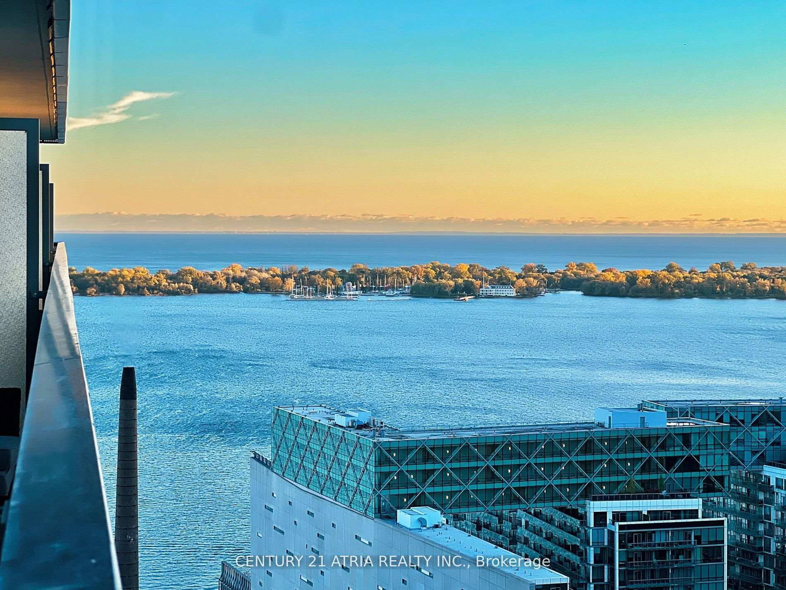 138 Downes Street, Unit 3311 - Photo 3