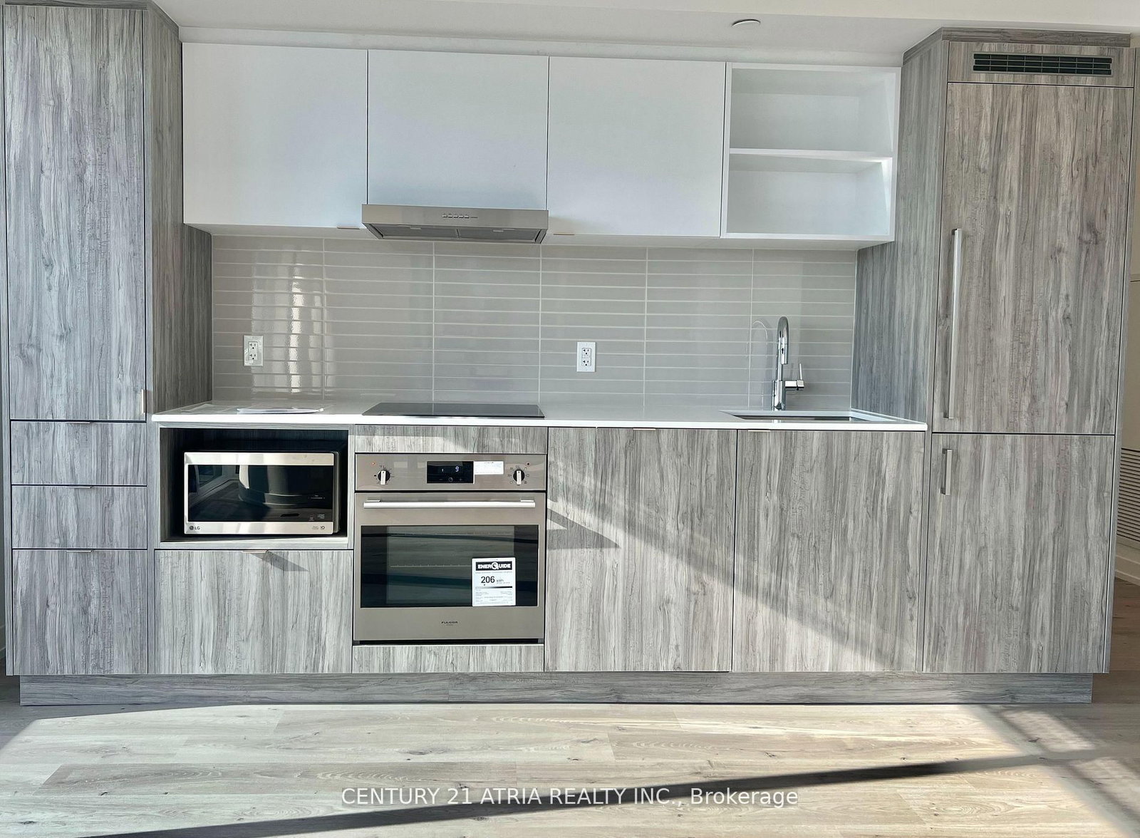 138 Downes Street, Unit 3311 - Photo 8