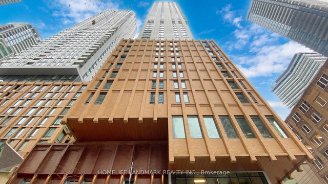 4729 - 28 Widmer Street