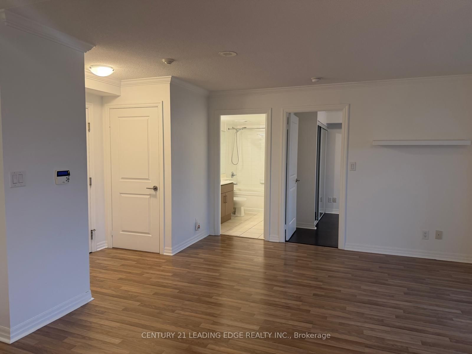 2035 Sheppard Avenue E, Unit 216 - Photo 5