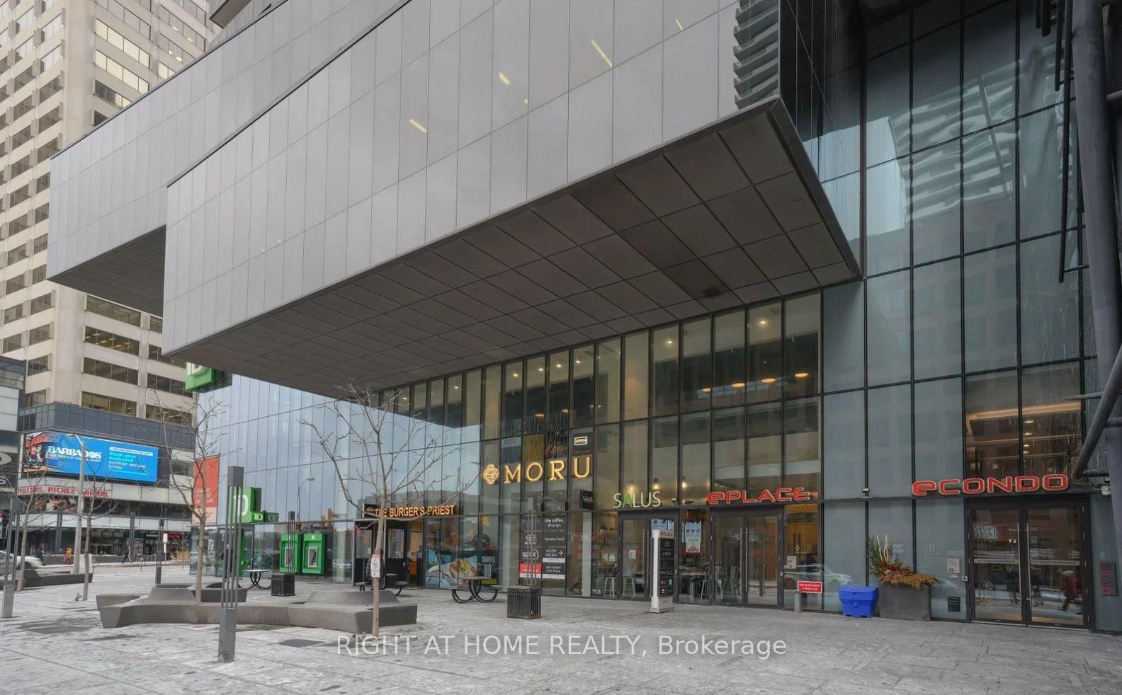 8 Eglinton Avenue E, Unit 3304 - Photo 20