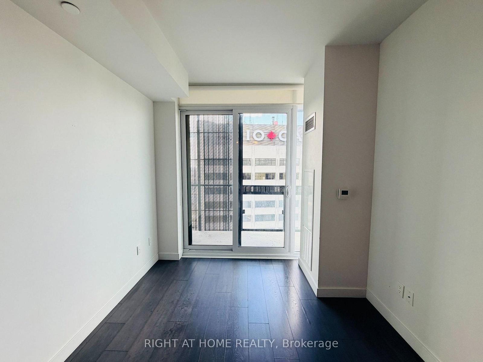 8 Eglinton Avenue E, Unit 3304 - Photo 6