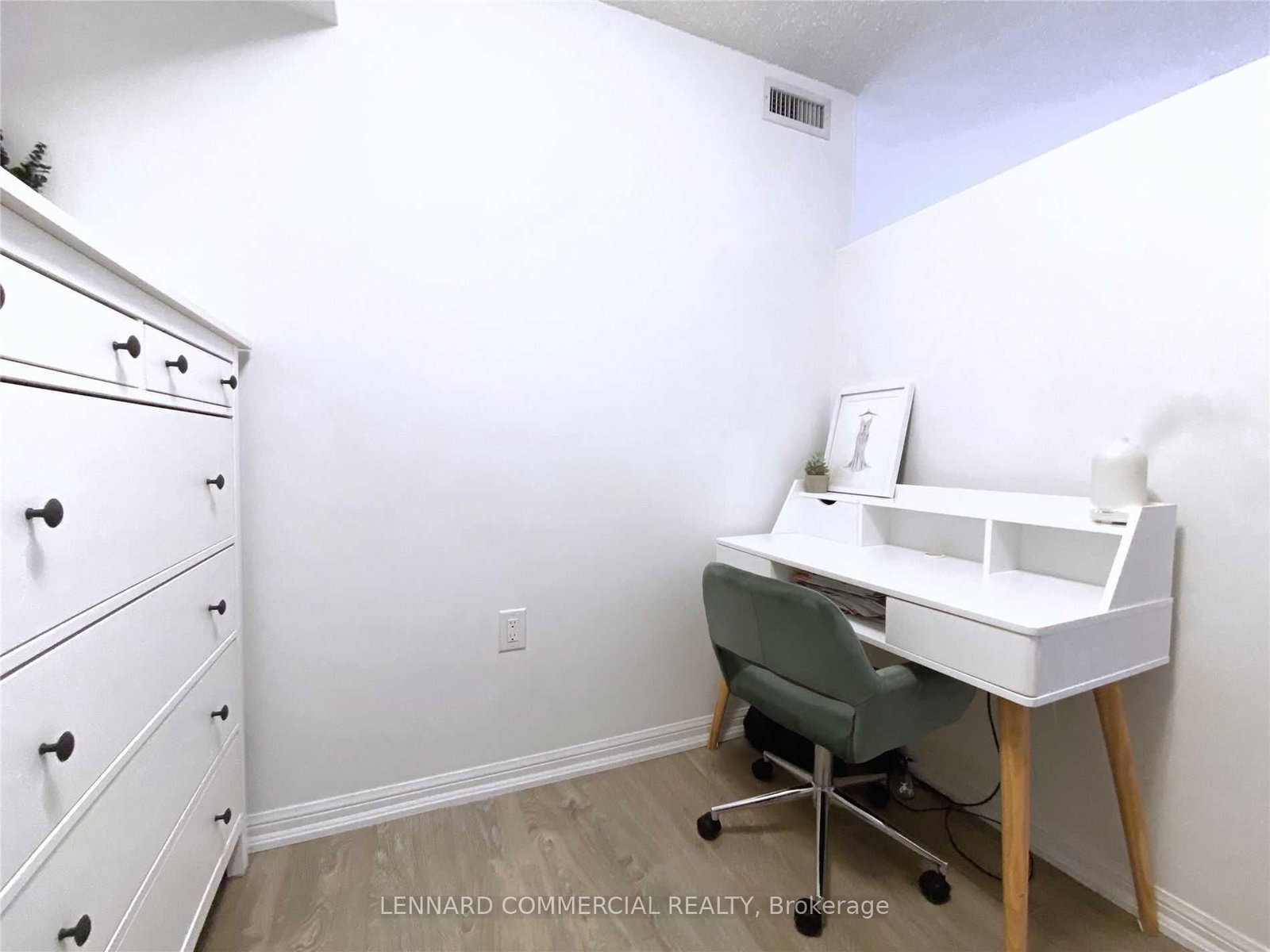 125 Western Battery Road, Unit 1005 - Photo 17