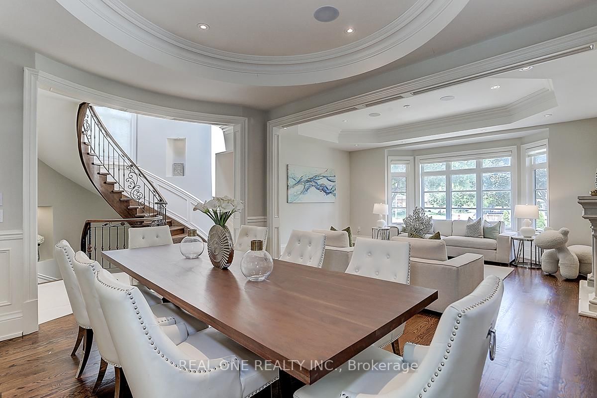 297 Churchill Avenue • Toronto, ON photo 11