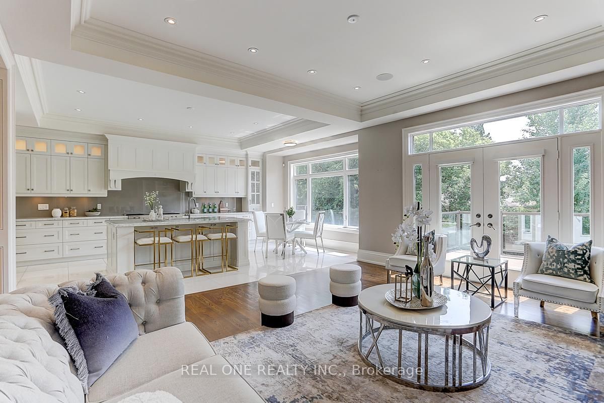 297 Churchill Avenue • Toronto, ON photo 15