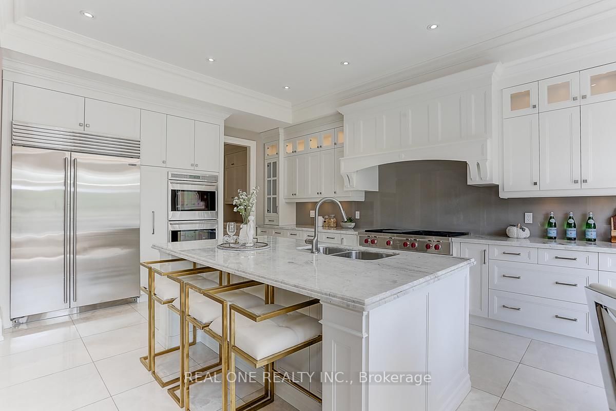 297 Churchill Avenue • Toronto, ON photo 18