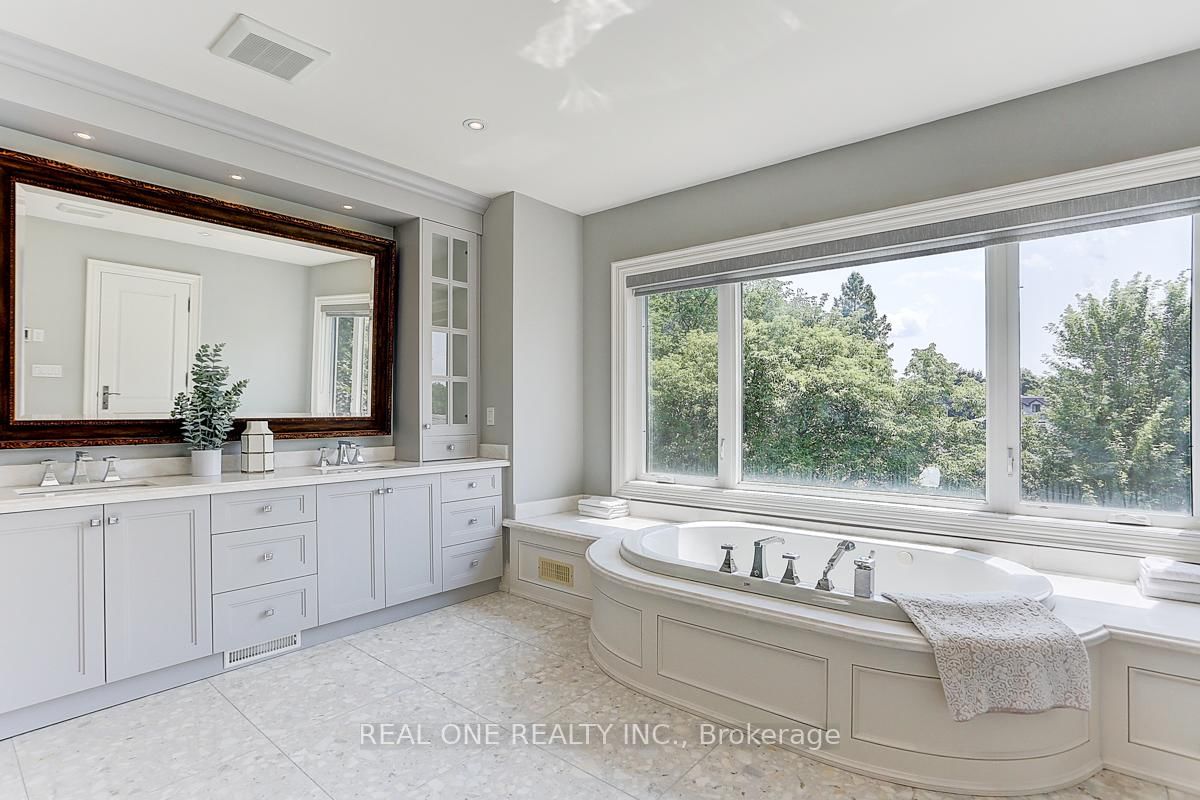 297 Churchill Avenue • Toronto, ON photo 32