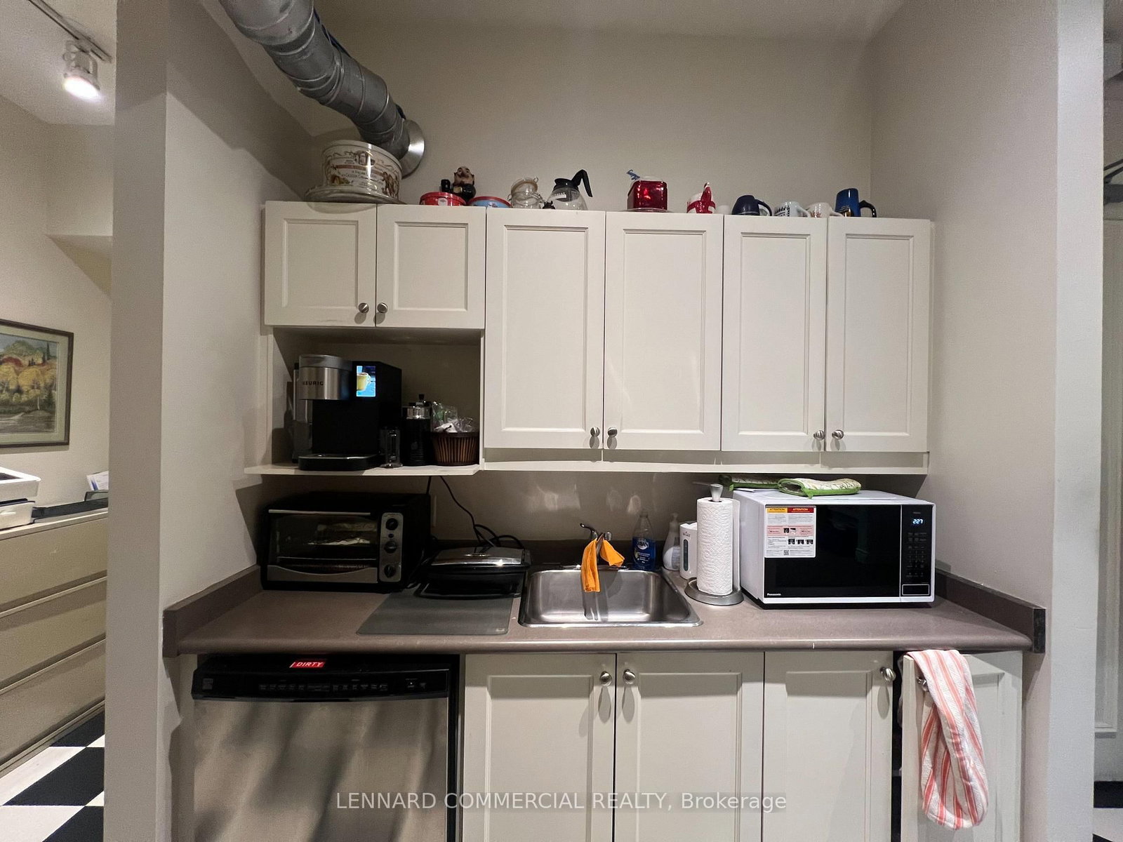 372 Bay Street, Unit 900 - Photo 17