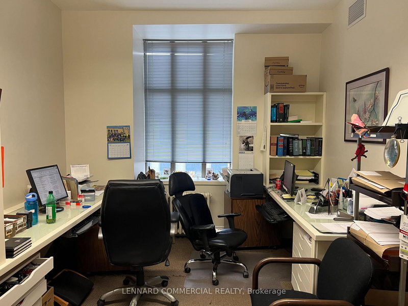 900 - 372 Bay St, Toronto, M5H 2W9 | Image 3