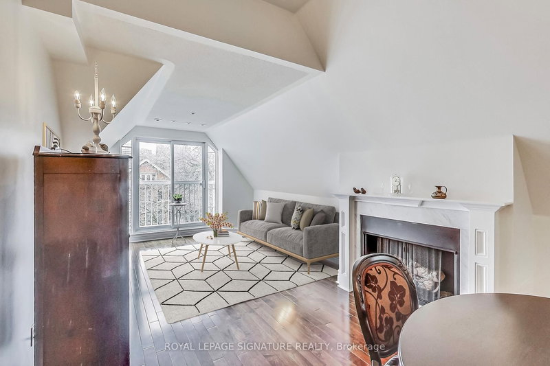 M11 - 539 Jarvis St, Toronto, M4Y 2H7 | Image 3