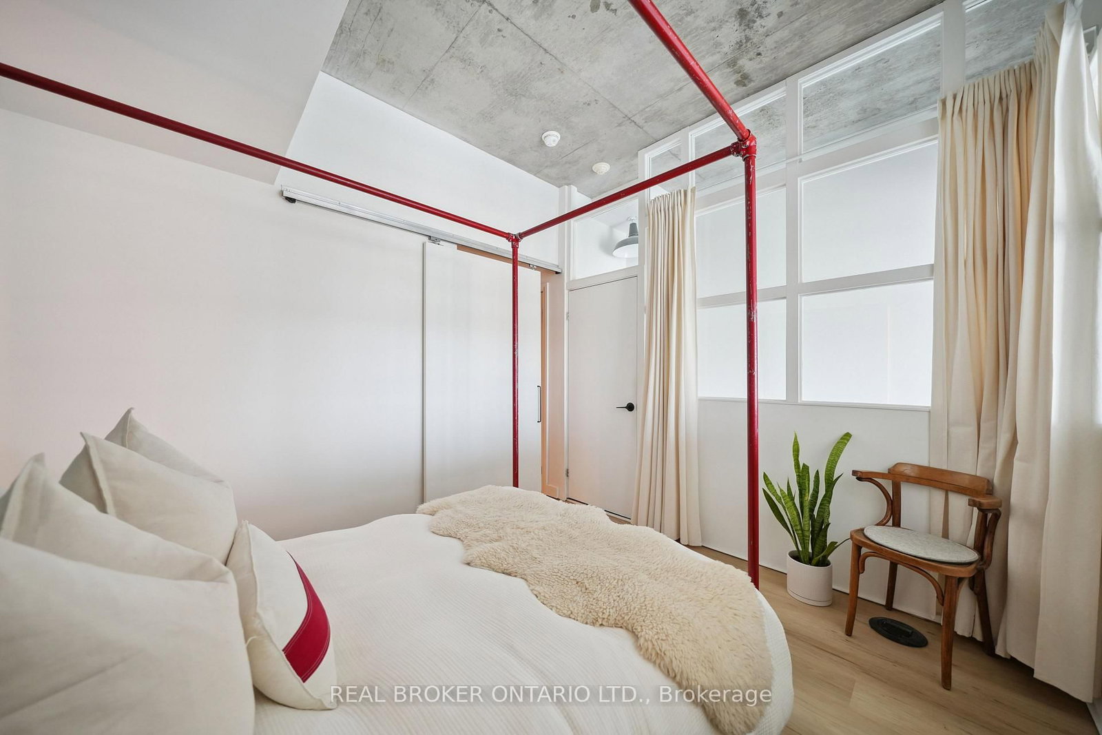 5 Hanna Avenue, Unit 714 - Photo 14