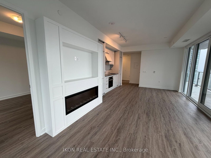 home for lease on 3610-634 Church Street