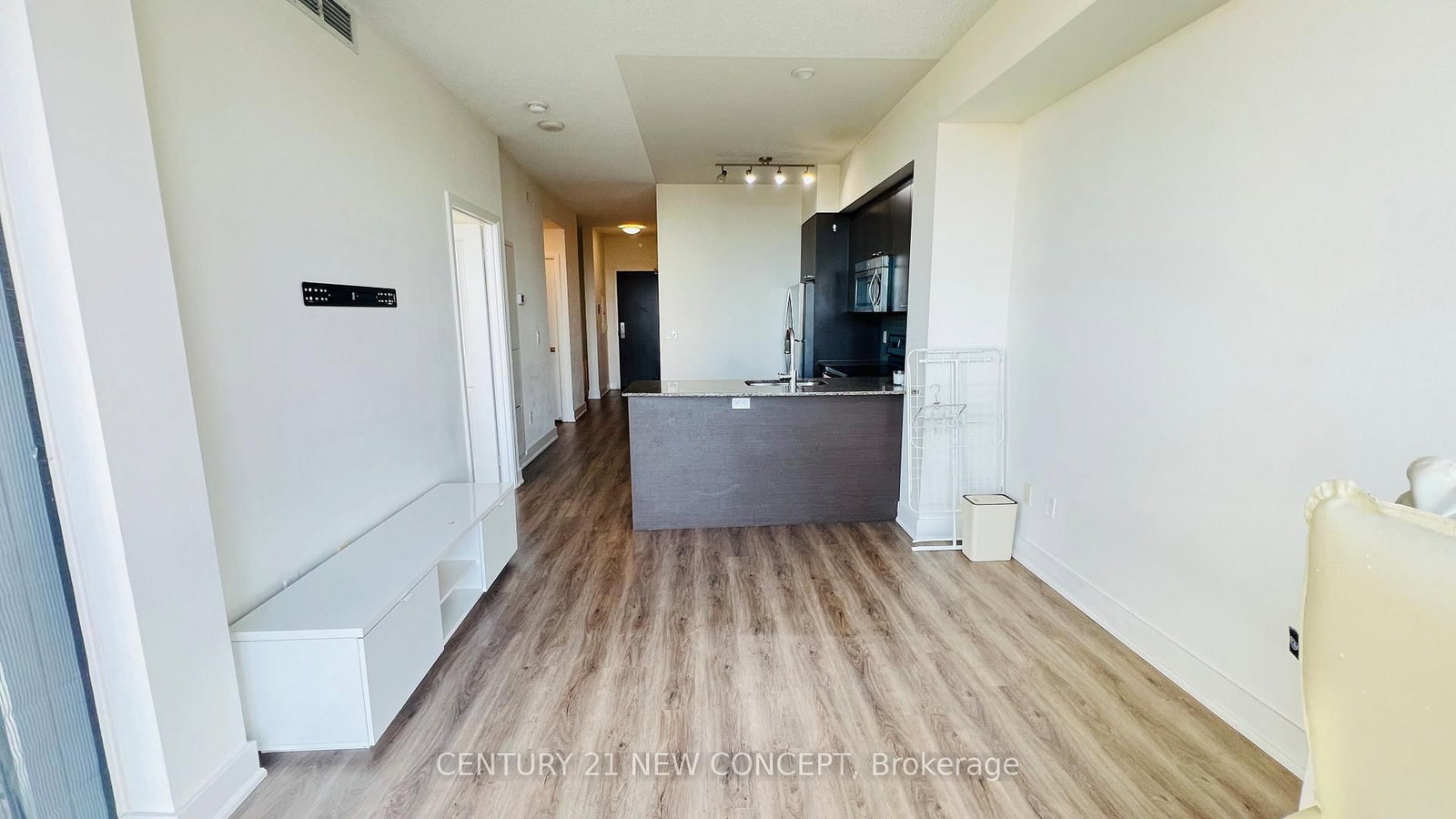 88 Sheppard Avenue E, Unit 2108 - Photo 11