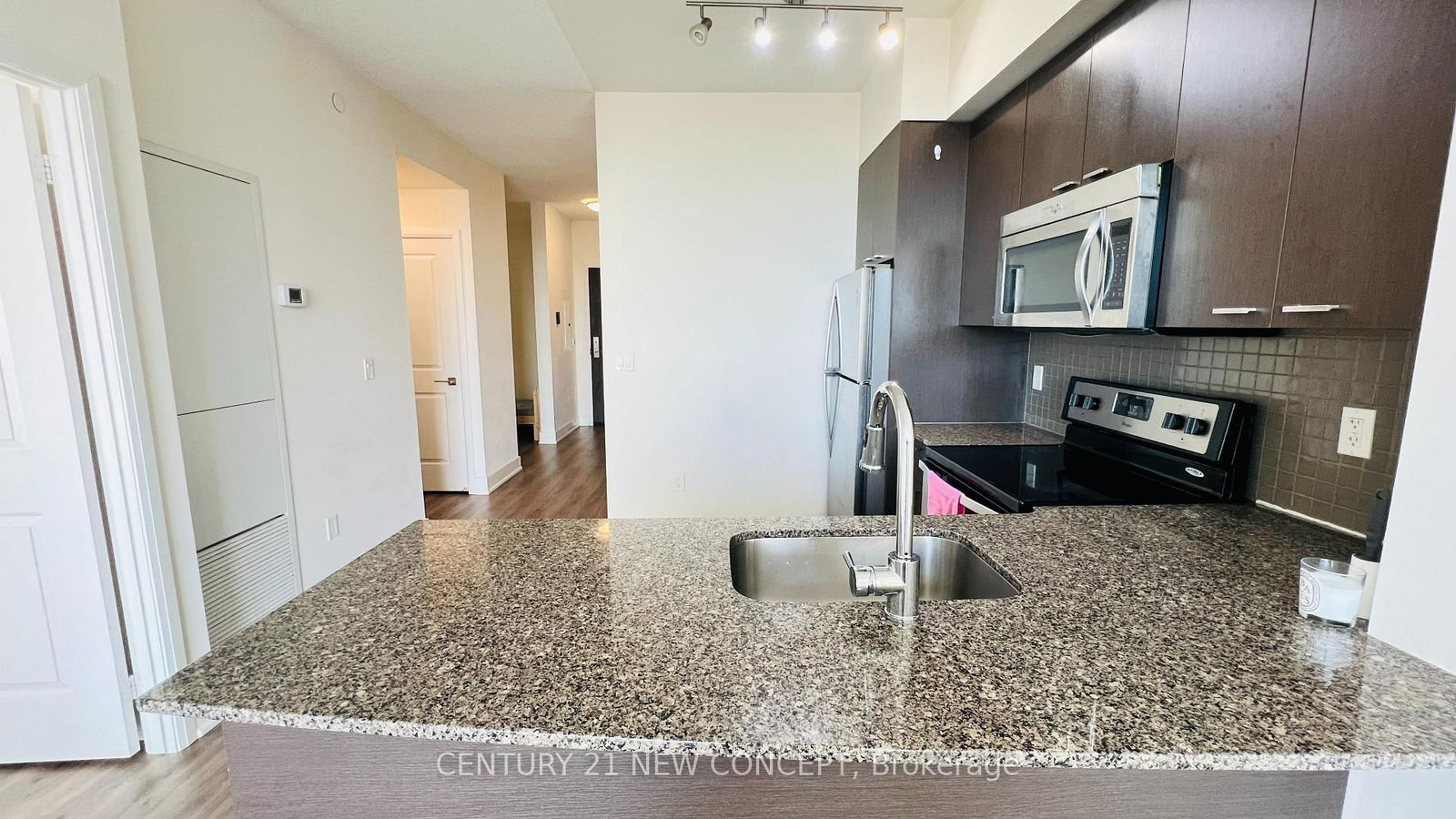 88 Sheppard Avenue E, Unit 2108 - Photo 12