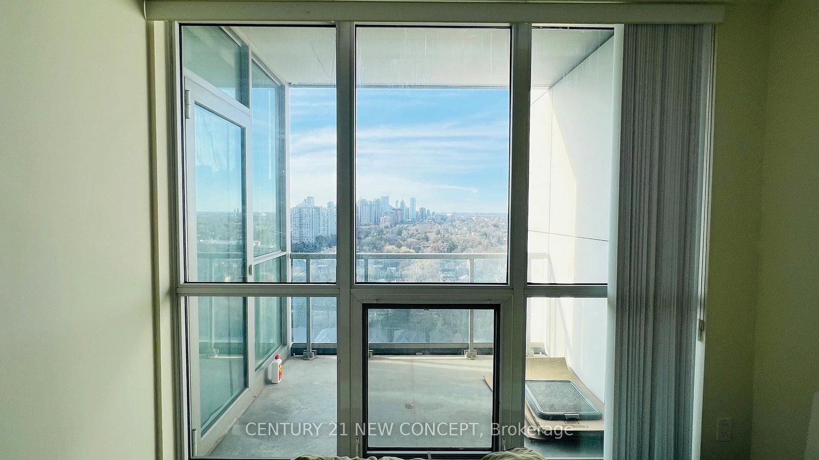 88 Sheppard Avenue E, Unit 2108 - Photo 9