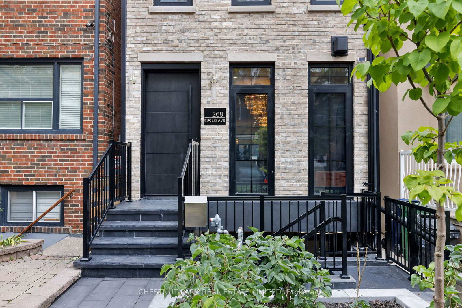 269 Euclid Avenue - Photo 3