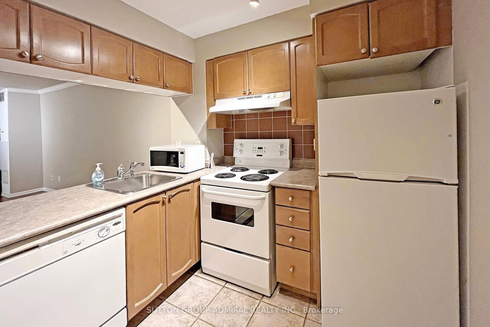 231 Fort York Boulevard, Unit 736 - Photo 9