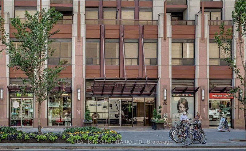 1707 - 85 Bloor St E, Toronto, M4W 3Y1 | Image 3