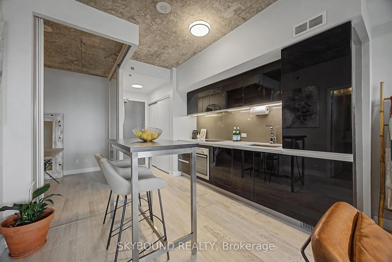 20 Minowan Miikan Lane, Unit 1023 - Photo 7