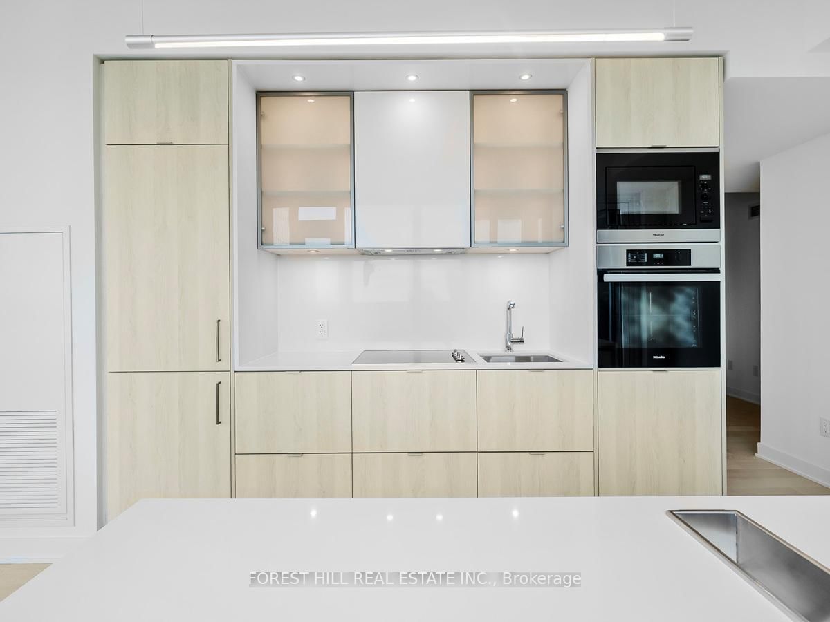 11 Yorkville Avenue, Unit 2403 - Photo 12