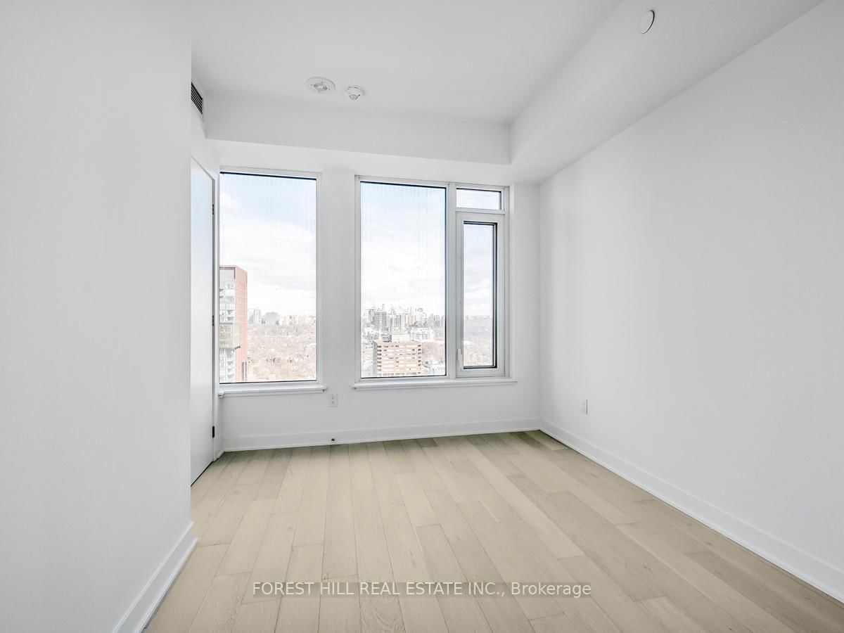 11 Yorkville Avenue, Unit 2403 - Photo 15