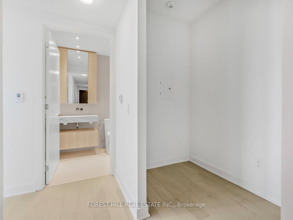 11 Yorkville Avenue, Unit 2403 - Photo 18