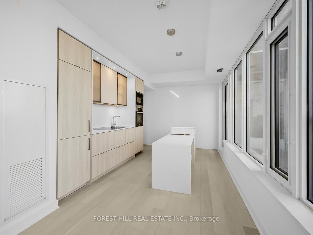 11 Yorkville Avenue, Unit 2403 - Photo 3