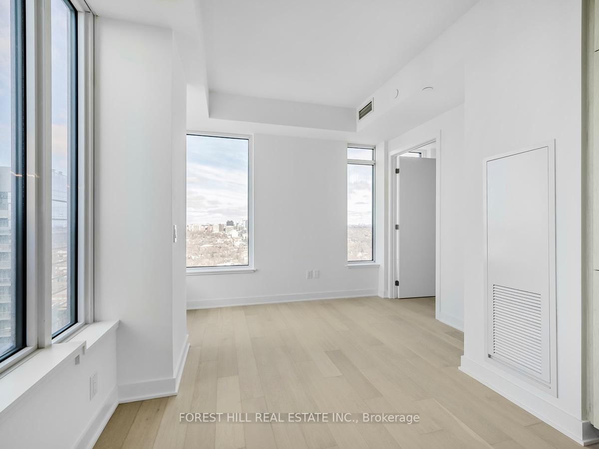 11 Yorkville Avenue, Unit 2403 - Photo 4