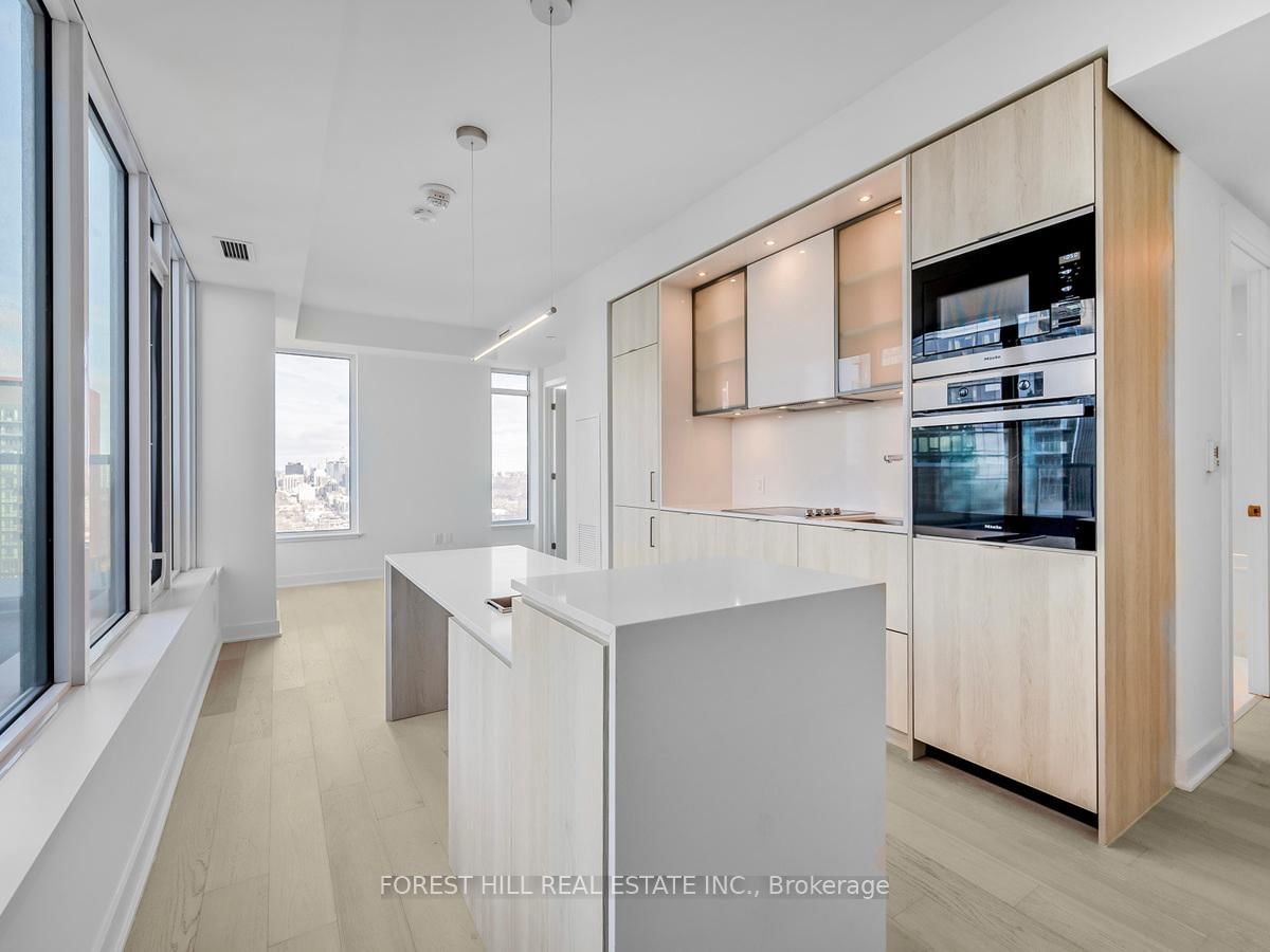 11 Yorkville Avenue, Unit 2403 - Photo 9