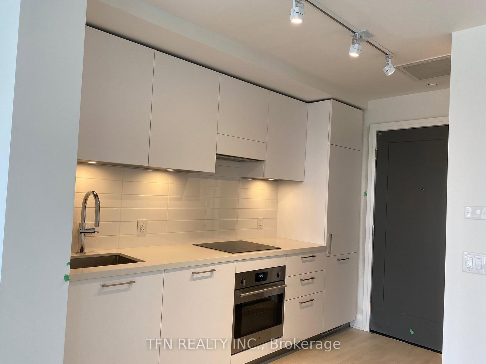 33 Frederick Todd Way N, Unit 802 - Photo 9