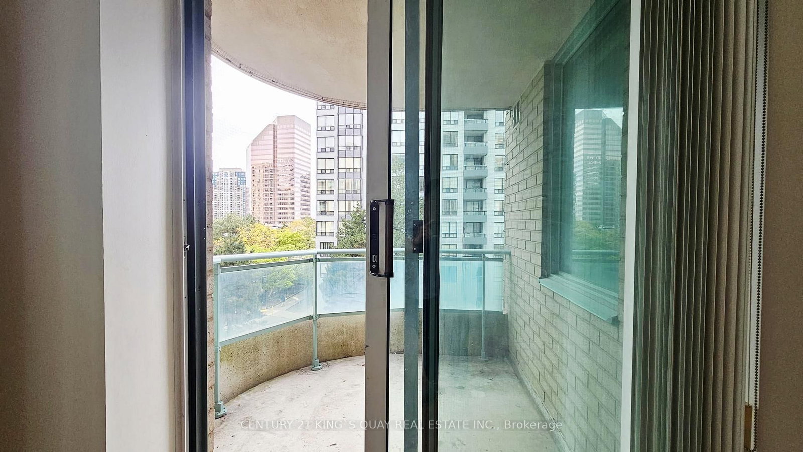 28 Pemberton Avenue, Unit 500 - Photo 20