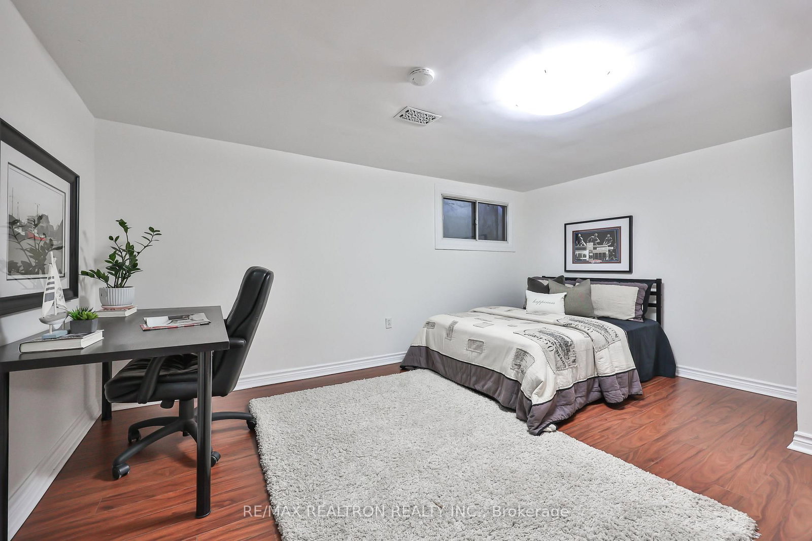 Detached House for sale at 122 Hove Street, Toronto, Ontario, M3H 4Z7 - Bathurst Manor - MLS: C13030136