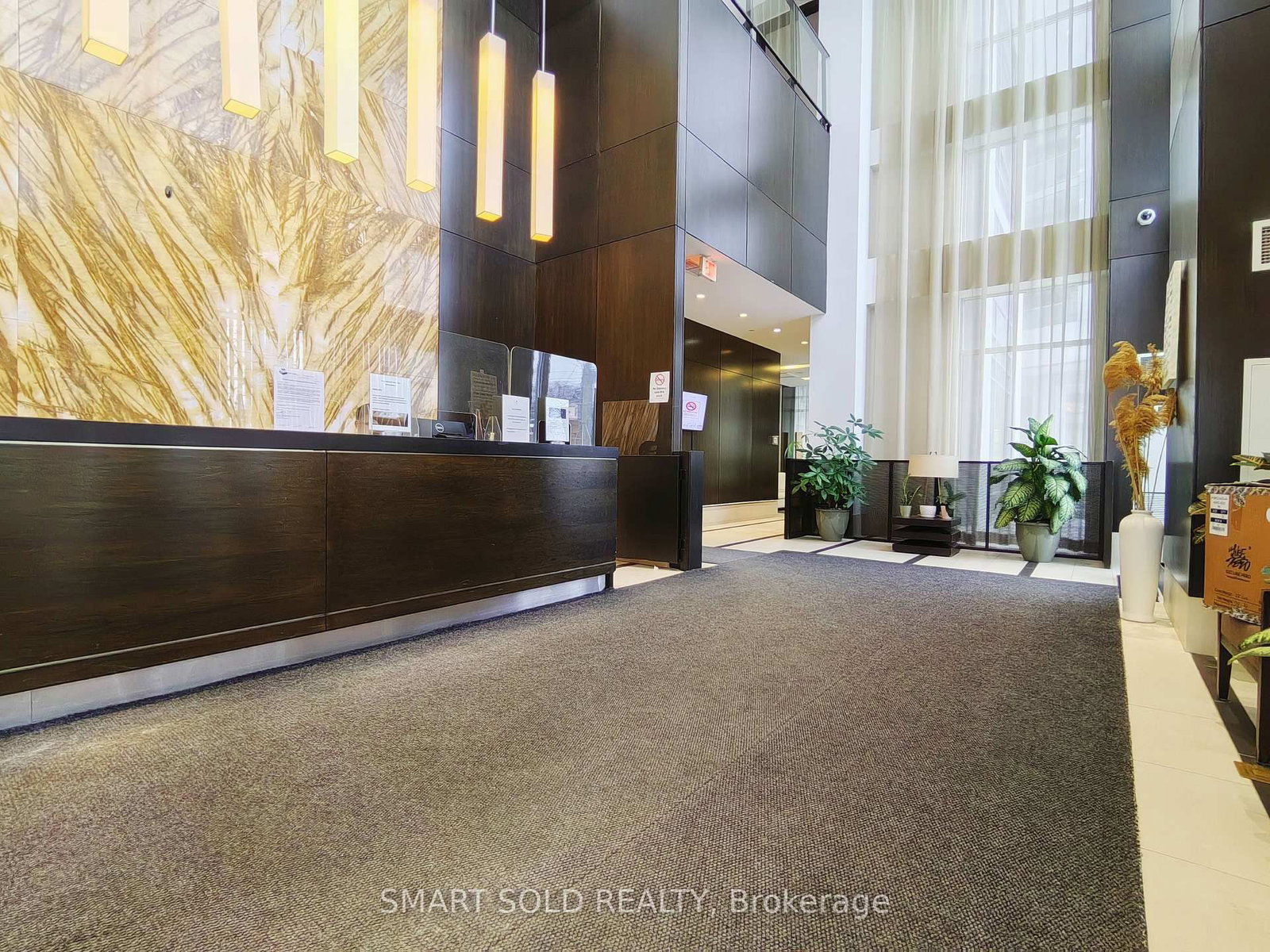 30 Herons Hill Way, Unit 405 - Photo 10