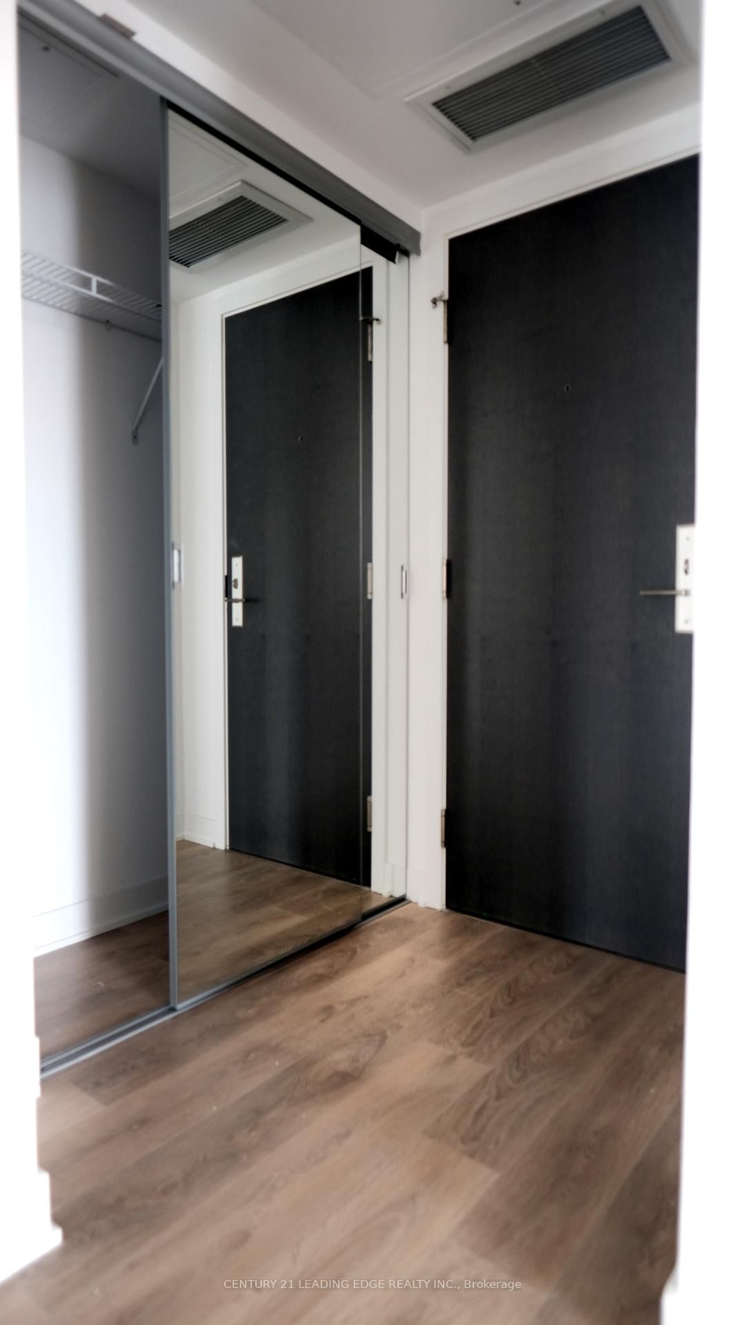 188 Cumberland Street, Unit 2212 - Photo 2