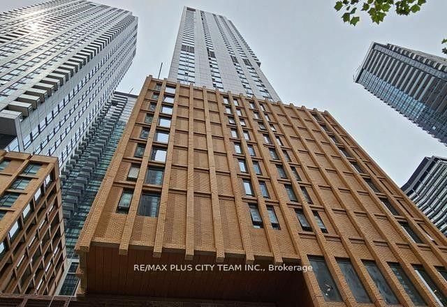 28 Widmer Street Unit 3121