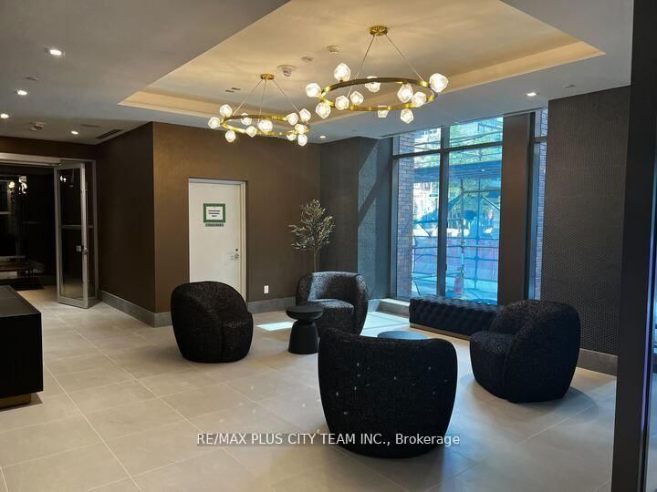 28 Widmer Street, Unit 3121 - Photo 11