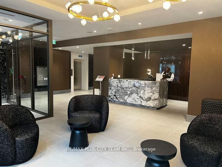 28 Widmer Street, Unit 3121 - Photo 13