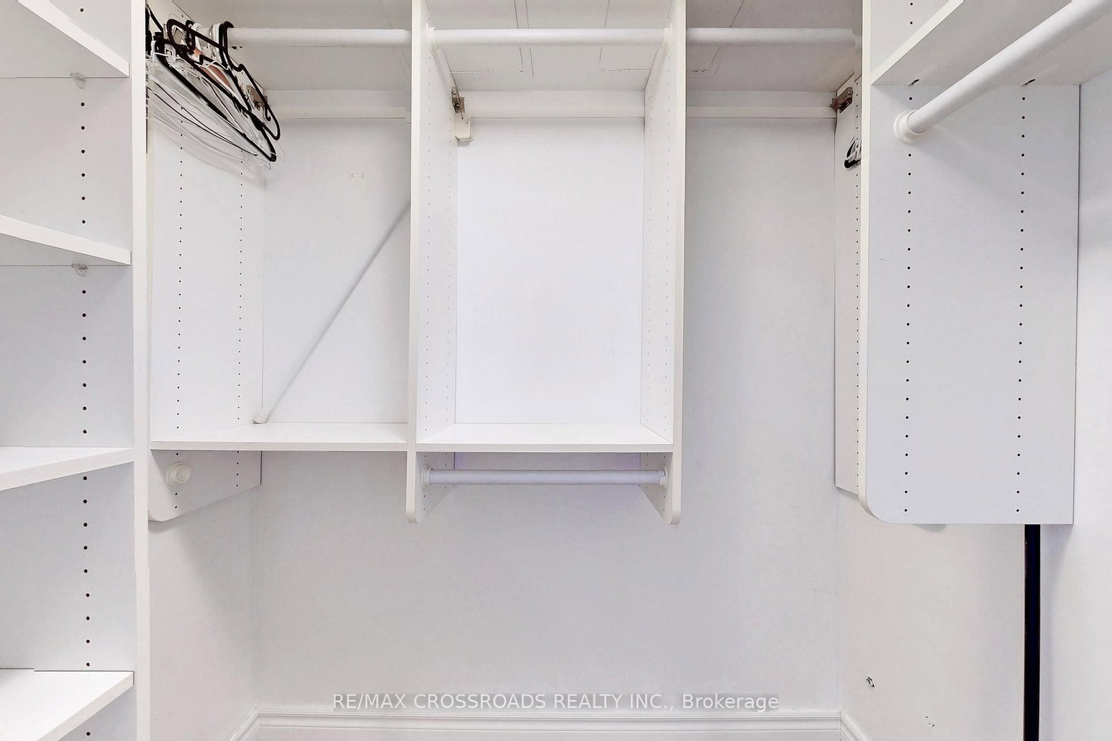 24 Wellesley Street W, Unit 1412 - Photo 18