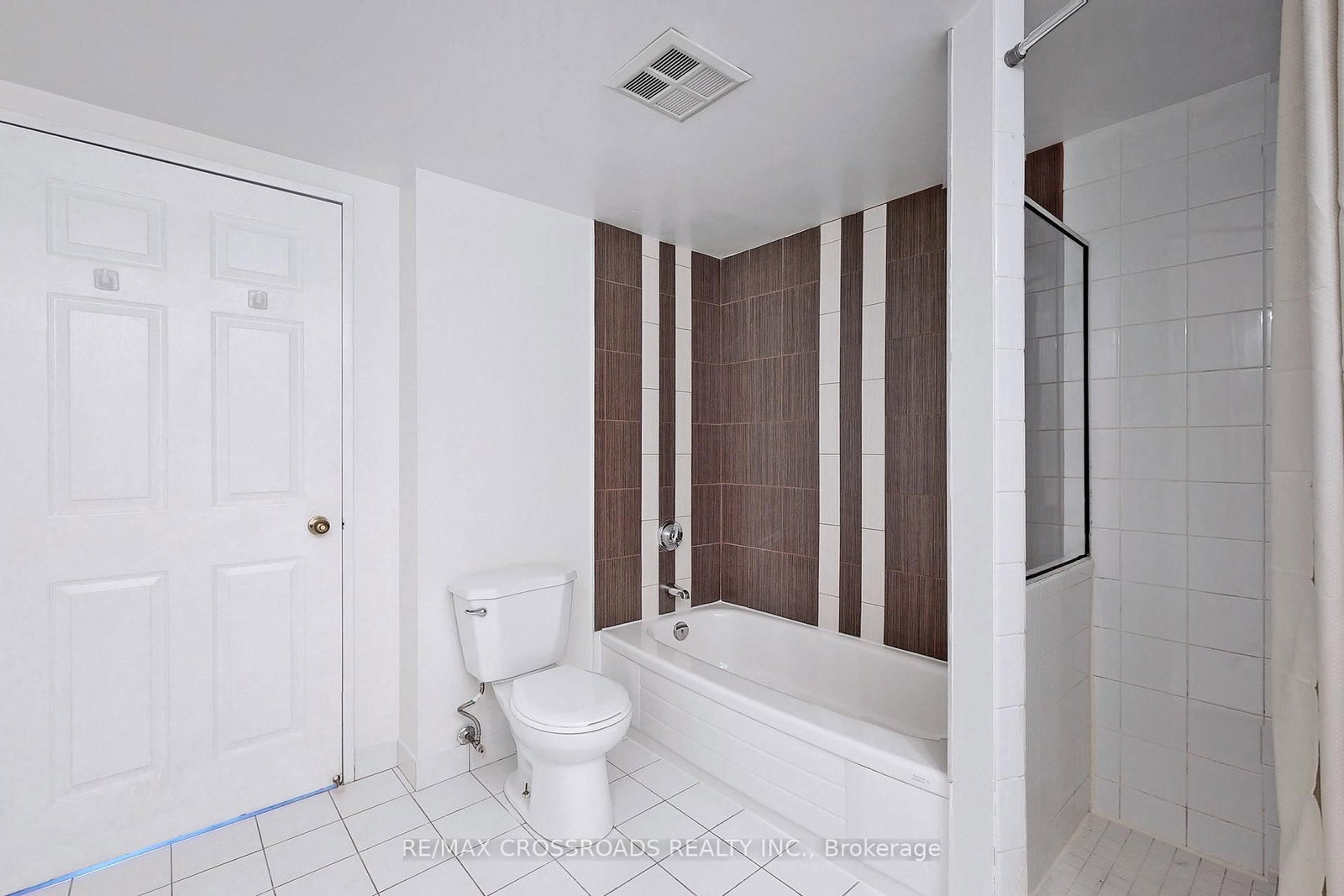 24 Wellesley Street W, Unit 1412 - Photo 23