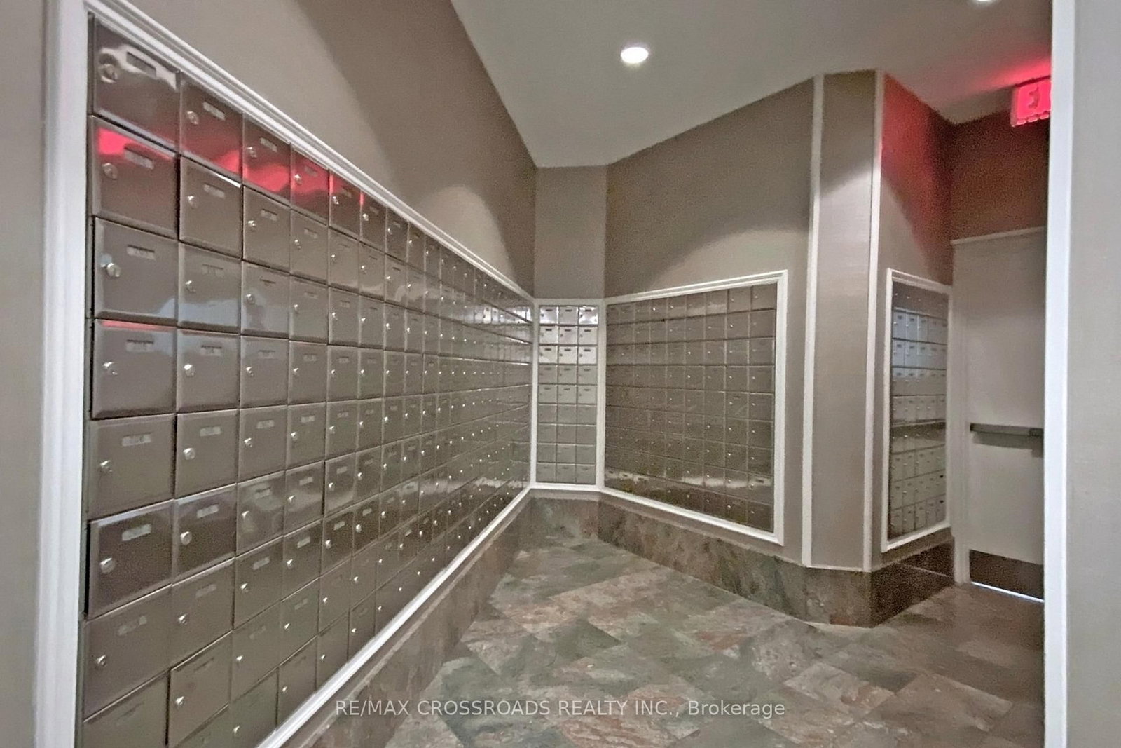 24 Wellesley Street W, Unit 1412 - Photo 30