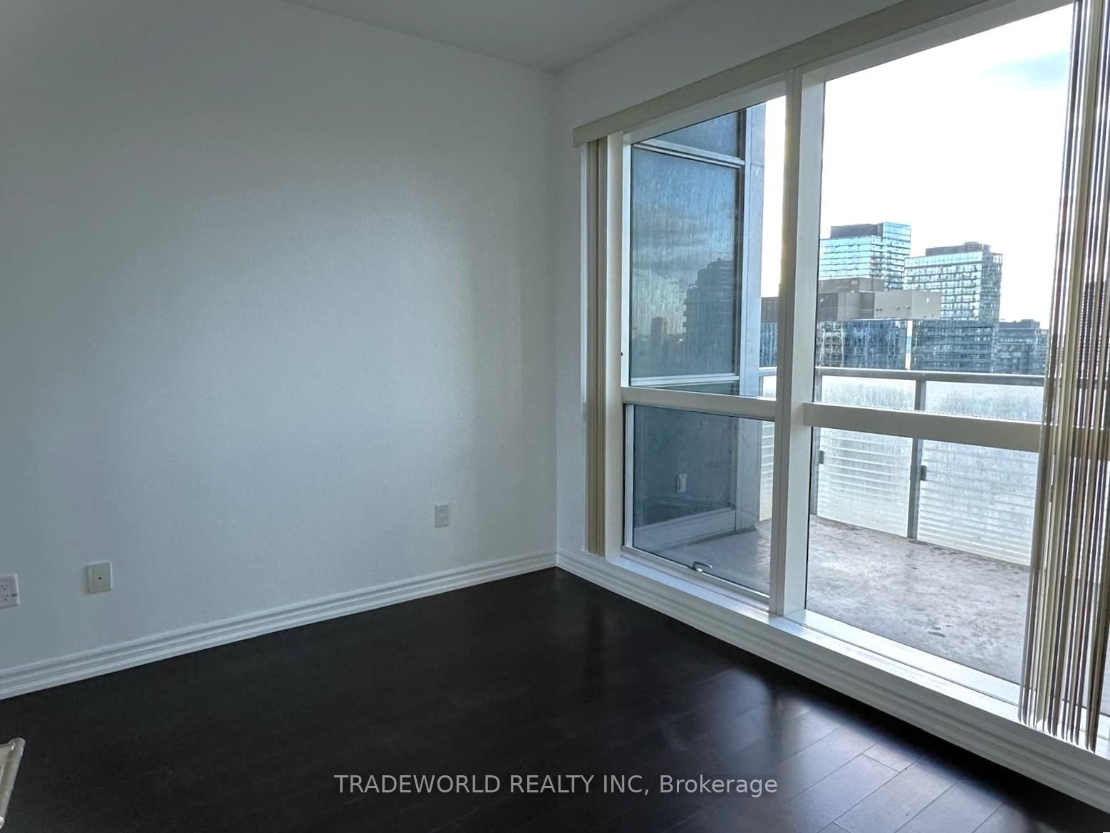 386 Yonge Street, Unit 3616 - Photo 5
