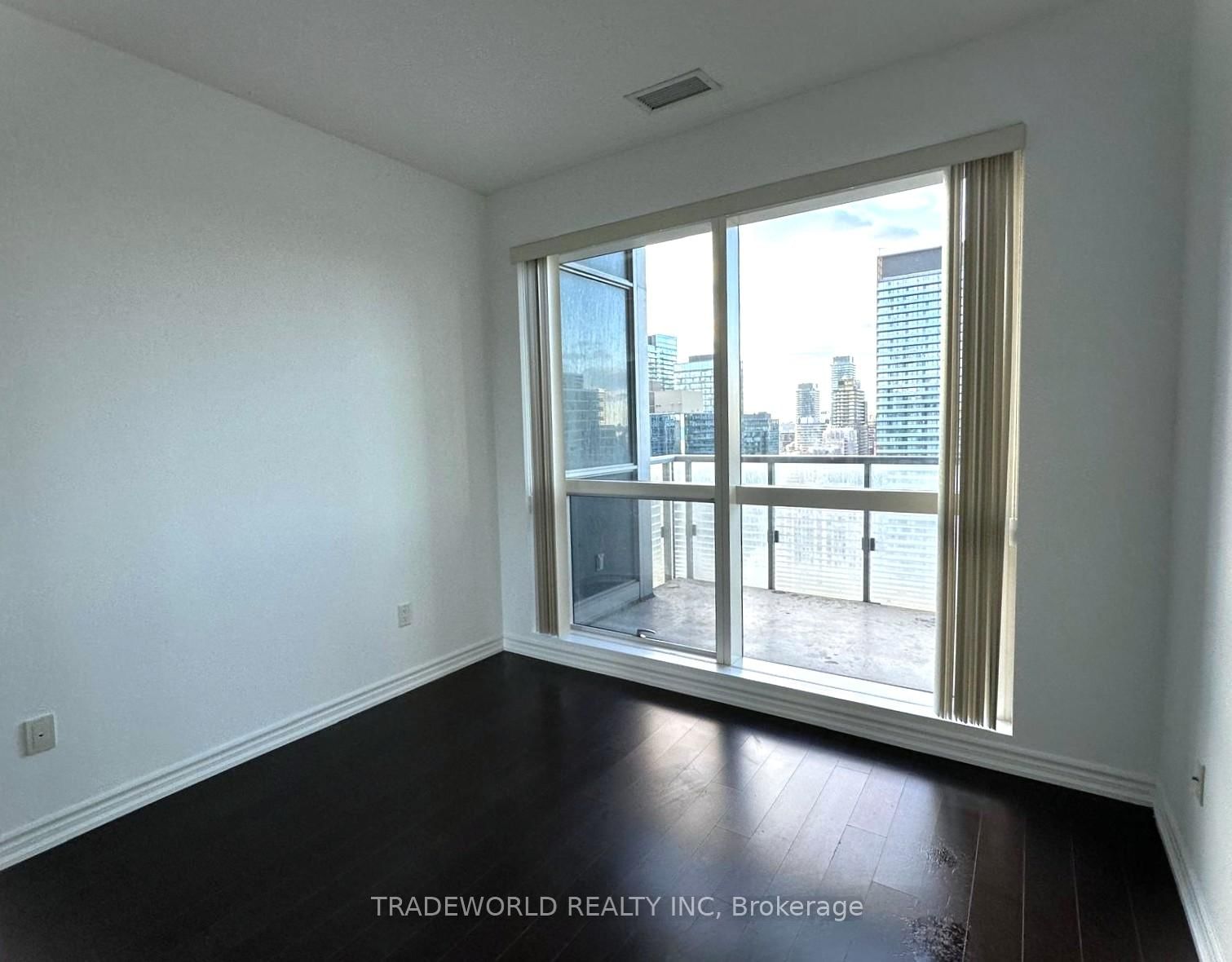 386 Yonge Street, Unit 3616 - Photo 6