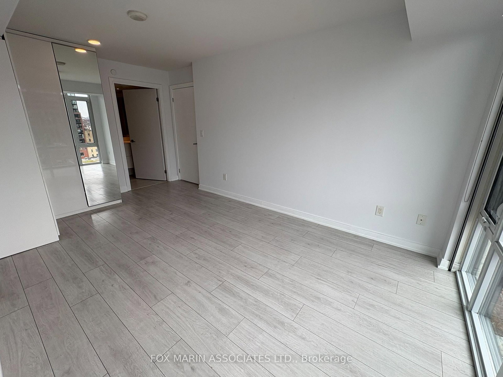 525 Adelaide Street W, Unit 1212 - Photo 8