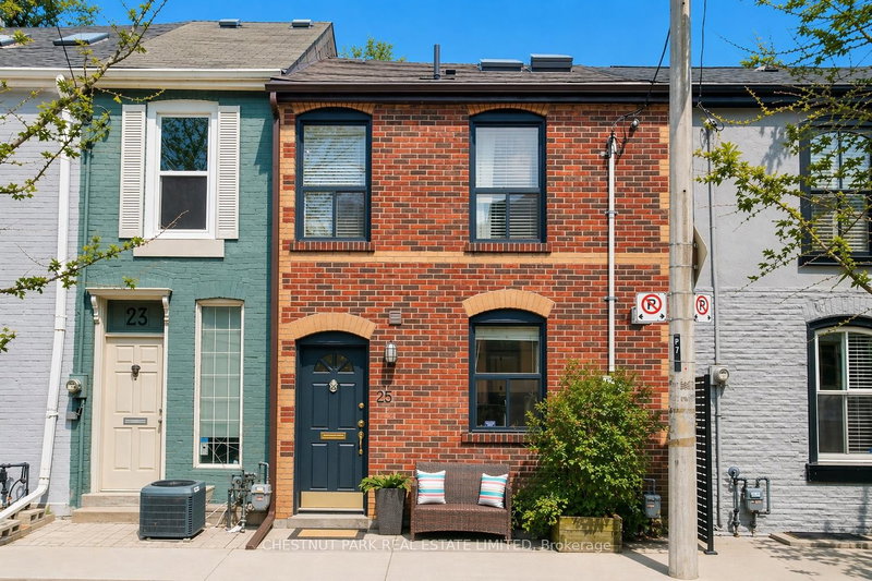 25 Bishop St, Toronto, Ontario