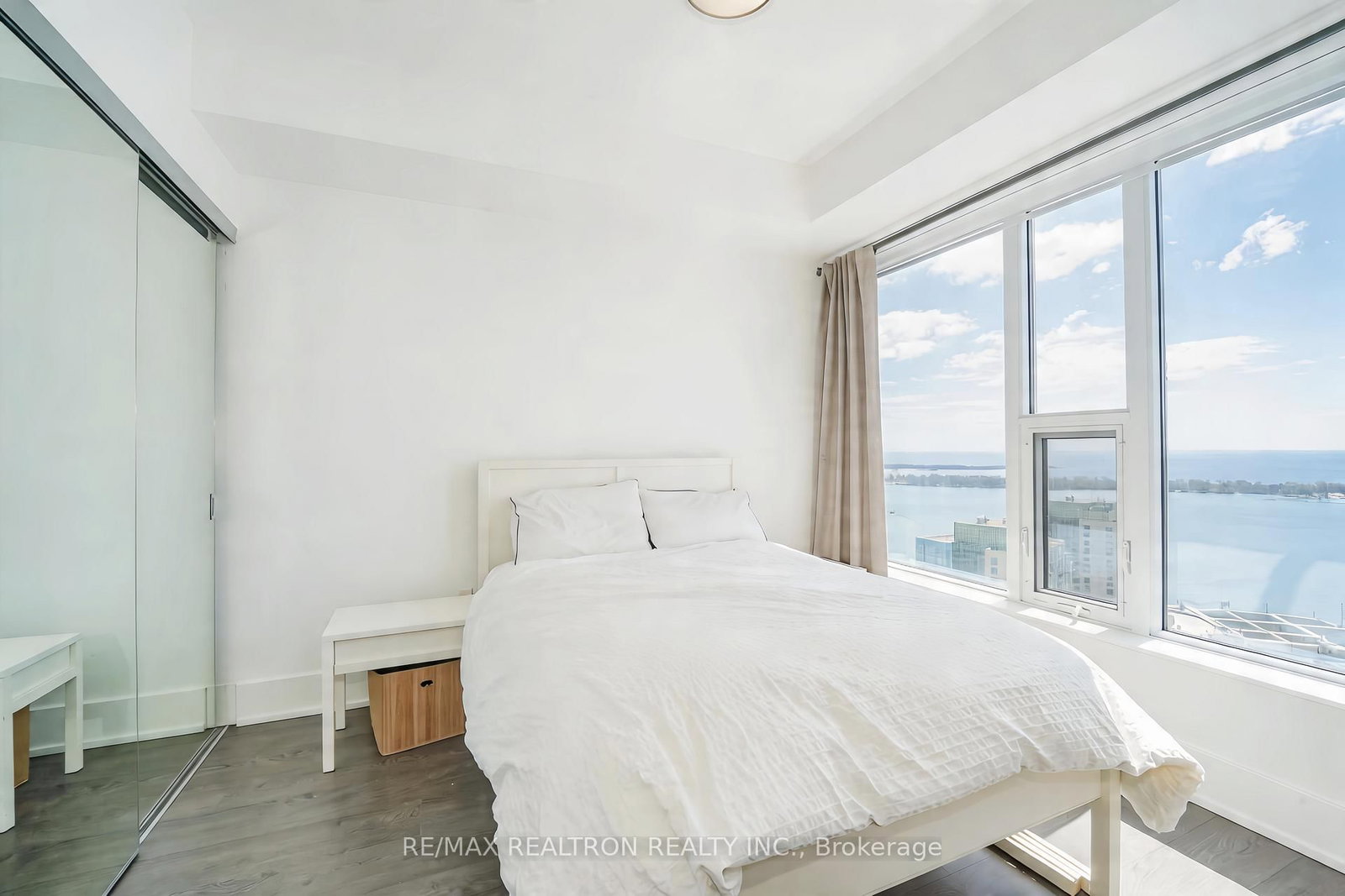 10 York Street, Unit 4508 - Photo 19