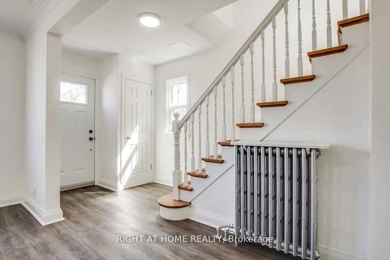 1738 Bayview Ave, Toronto, M4G 3C4 | Image 3