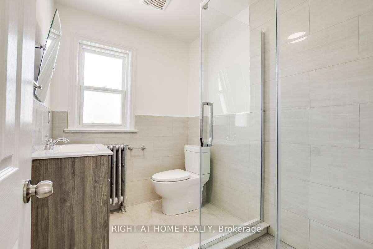 1738 Bayview Avenue - Photo 9
