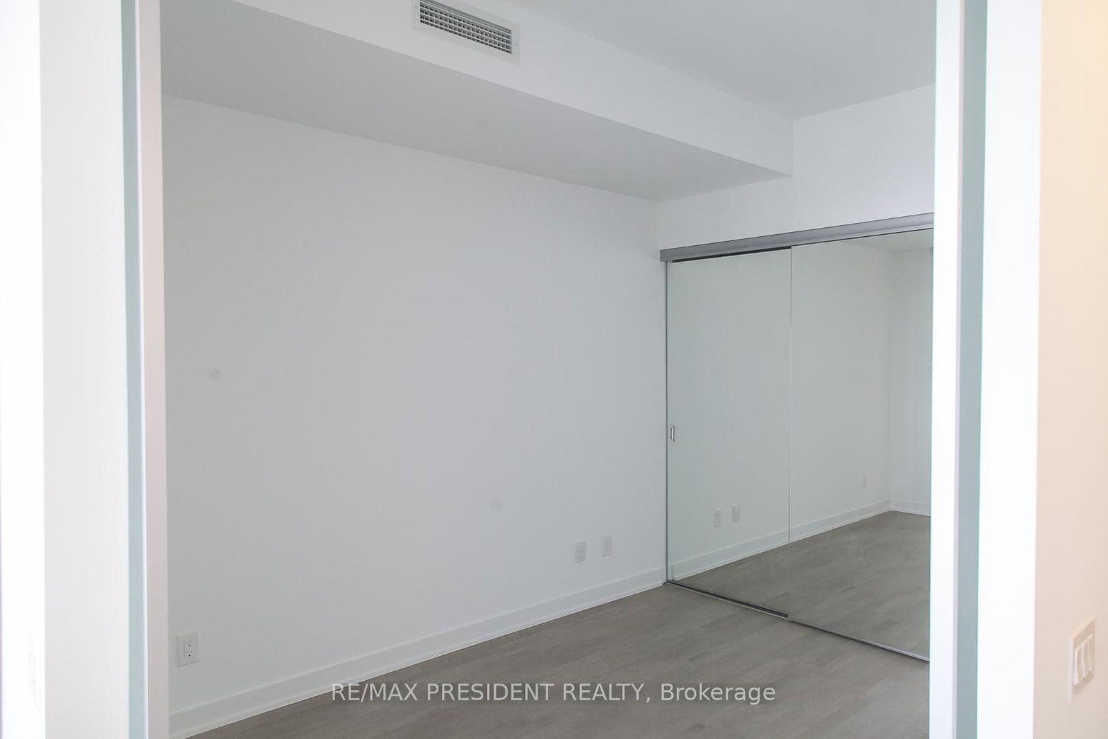 57 St Joseph Street, Unit 913 - Photo 7
