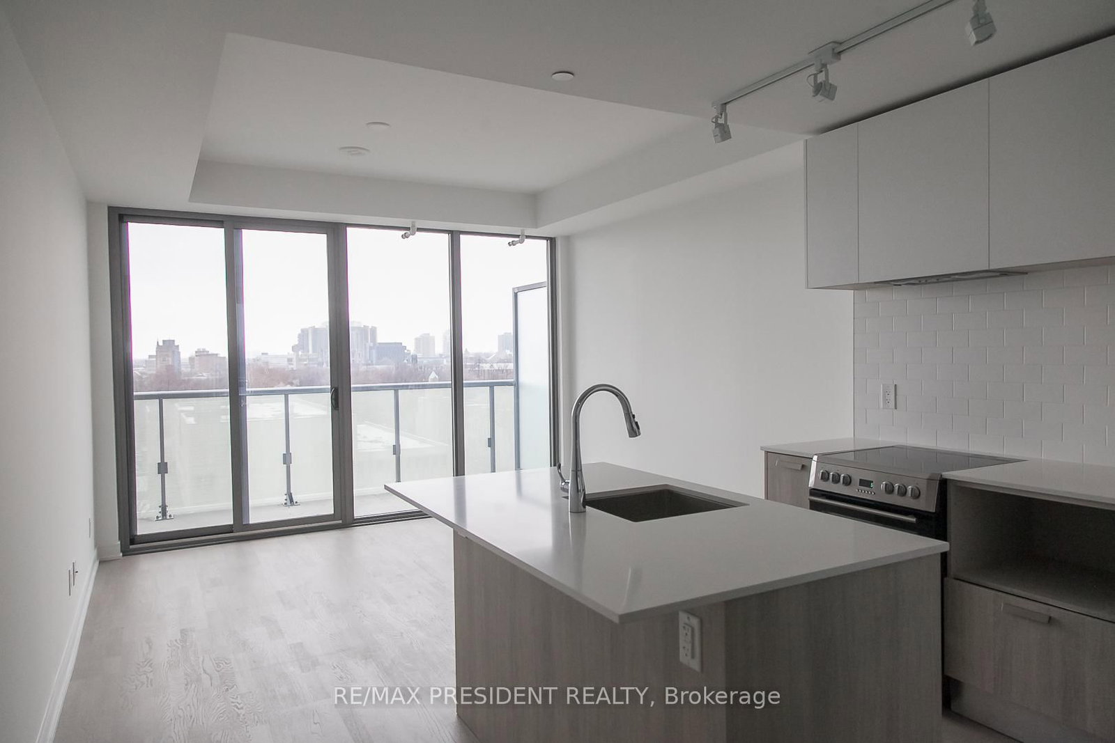 57 St Joseph Street, Unit 913 - Photo 8