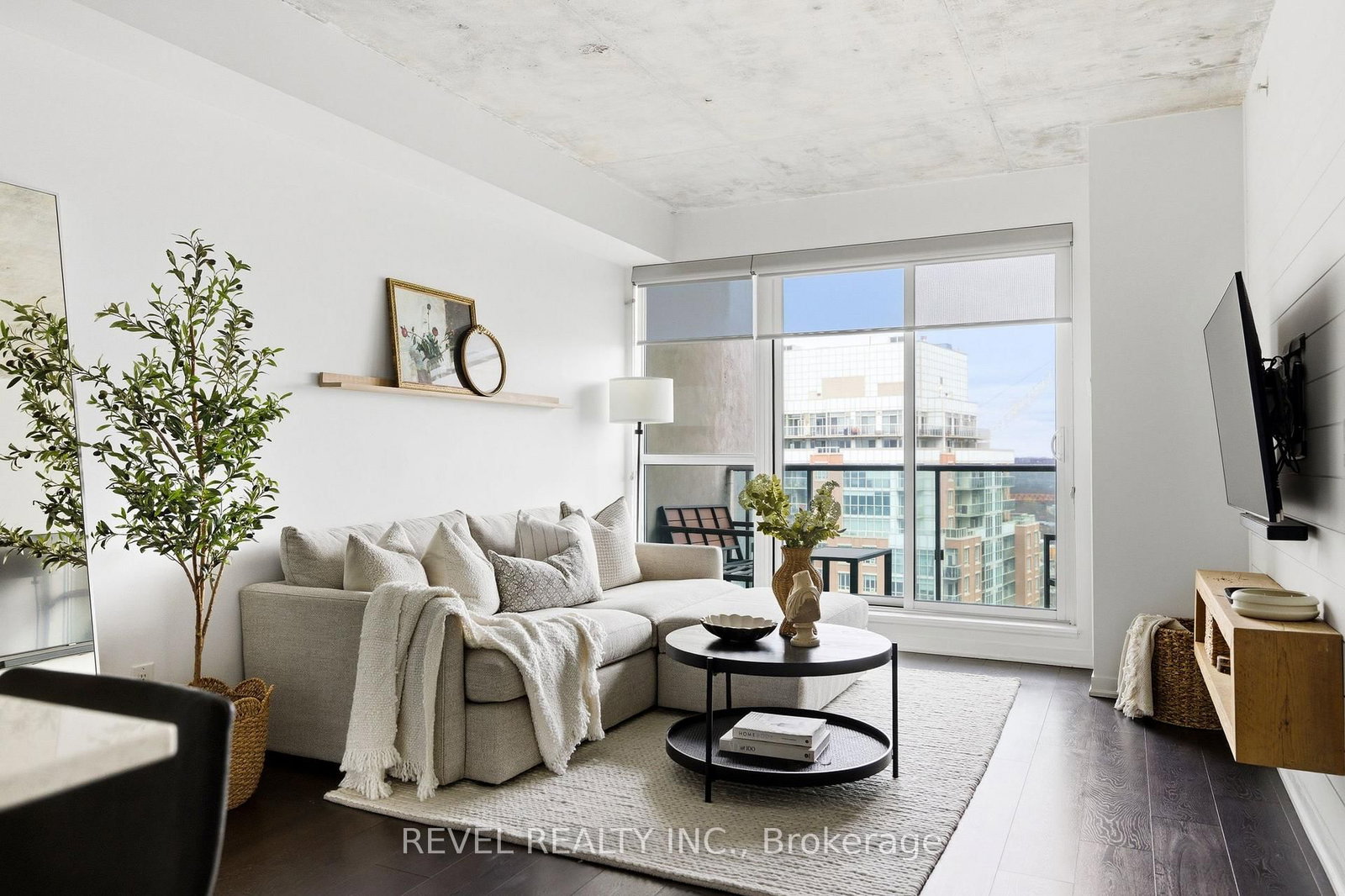 150 East Liberty Street, Unit 2701 - Photo 12